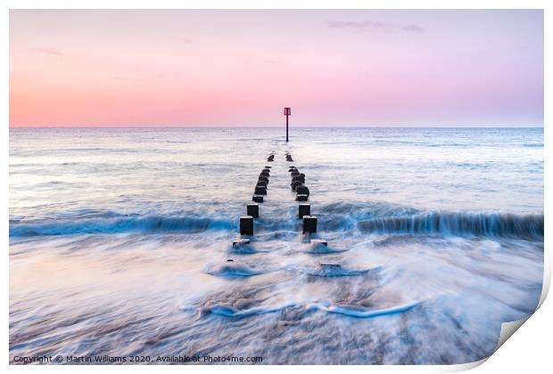 Groynes at Bridlington, East Riding of Yorkshire Print by Martin Williams