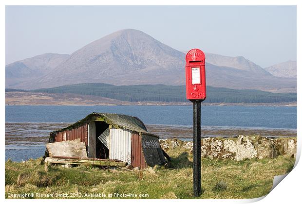 An unused postbox Print by Richard Smith