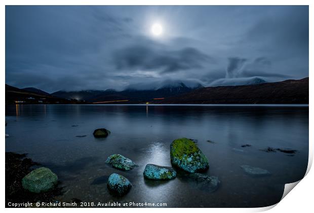 Full moon over Loch Ainort Print by Richard Smith