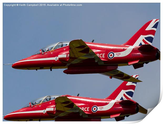  Close formation. Print by Keith Campbell