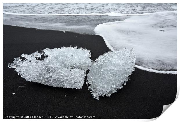 Ice sculptures on the beach Print by Jutta Klassen