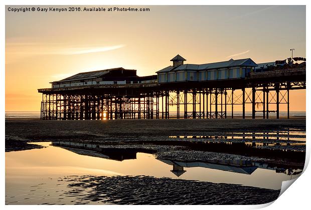 Sunset Central Pier Blackpool Print by Gary Kenyon
