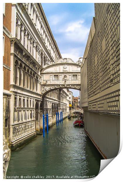 The  Ponte dei Sospiri in Venice Print by colin chalkley