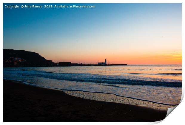 Scarborough Lighthouse Print by Juha Remes