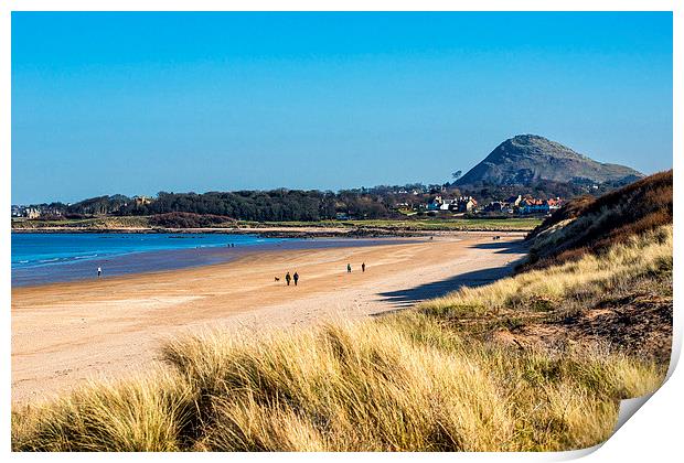 North Berwick View Print by Kevin Ainslie