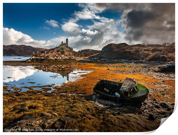 Caisteal Maol and abandoned boat on Skye Print by Inca Kala