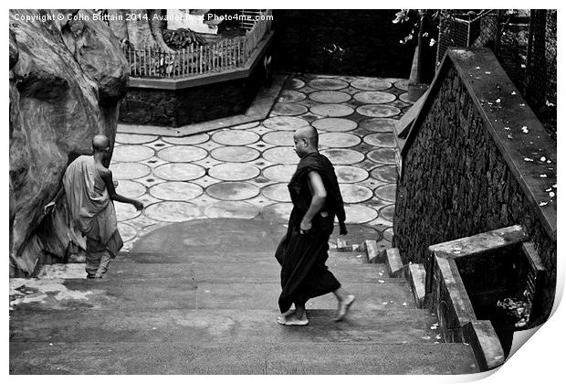  Two Buddhas at Dambulla temple Print by Colin Brittain