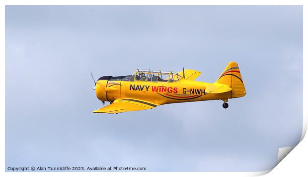 Havard Navy Wings Print by Alan Tunnicliffe