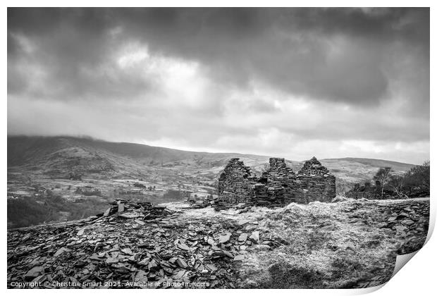 Abandoned Cottage Dinorwic Slate Quarry, Llanberis - Snowdonia National Park, Wales - Monochrome / Black and White Landscape Print by Christine Smart