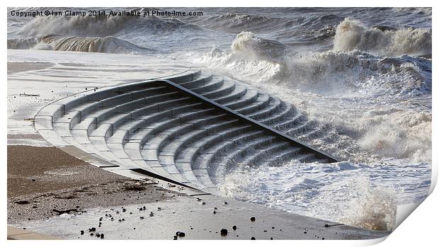  Wave breaker Print by Ian Clamp