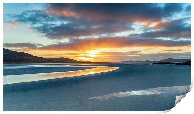 Sunset over the huge sandy beach at Luskentyre Print by Helen Hotson