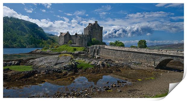 Eilean Donan Castle Print by Mark Robson