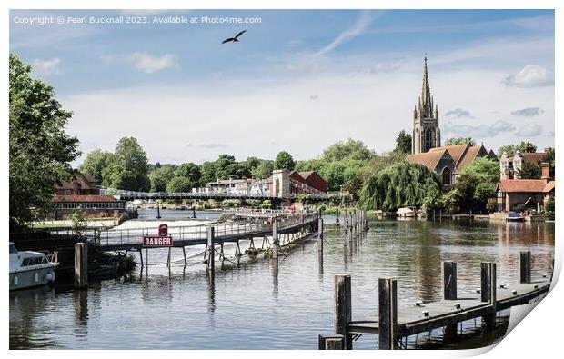 Red Kite over River Thames at Marlow Lock Print by Pearl Bucknall