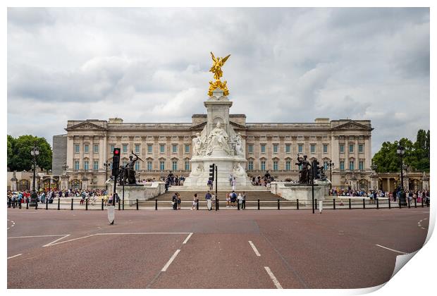 Victoria Memorial in front of Buckingham Palace Print by Jason Wells