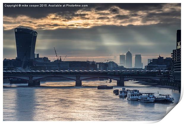  London skyline Print by mike cooper