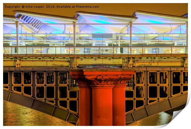 Blackfriars bridge old and new Print by mike cooper