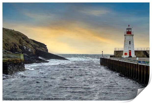 Lybster Lighthouse Print by Alan Simpson