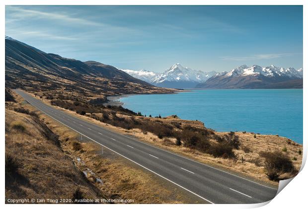 Road to Mt.Cook Print by Iain Tong