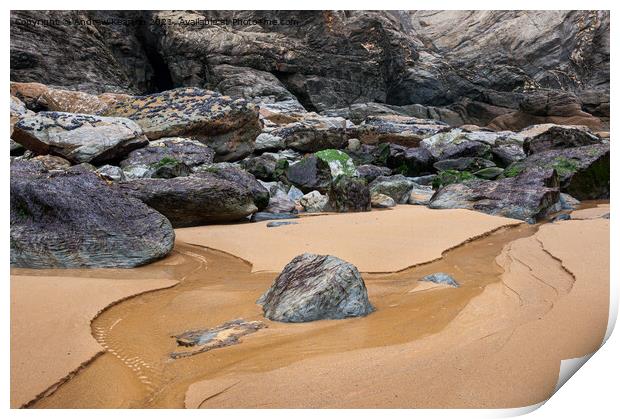 Beach detail at Bedruthan Steps, Cornwall Print by Andrew Kearton