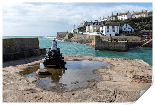 Porthleven Harbour, Cornwall, UK Print by David Forster