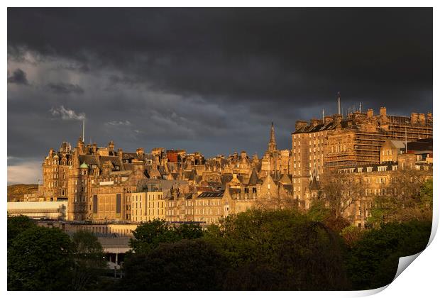 Edinburgh Sunset Skyline In Scotland Print by Artur Bogacki