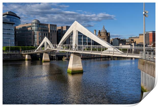 Squiggly Bridge In Glasgow Print by Artur Bogacki