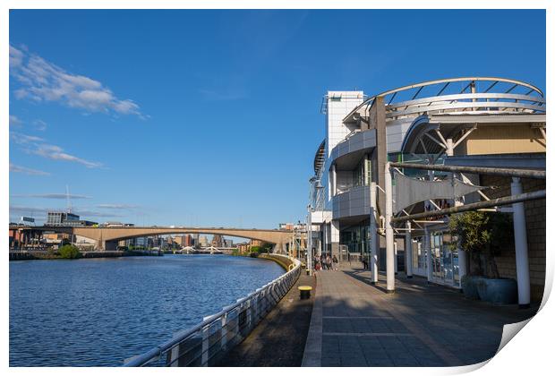 Springfield Quay At River Clyde In Glasgow Print by Artur Bogacki