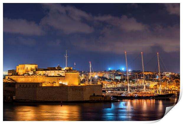 Fort St Angelo and Vittoriosa Marina in Malta Print by Artur Bogacki