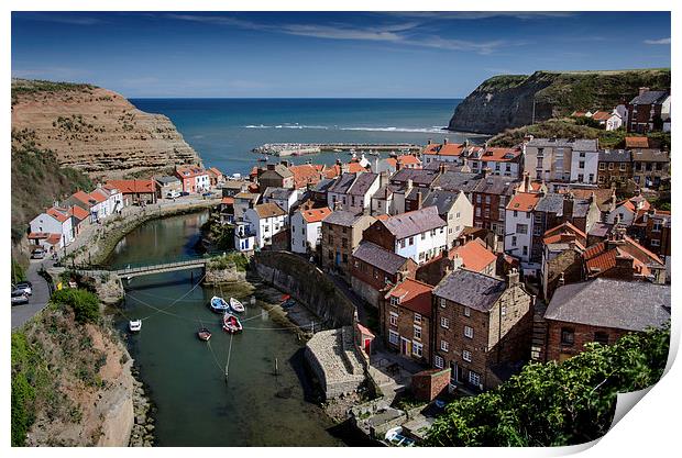 Staithes, North Yorkshire Print by David Allan