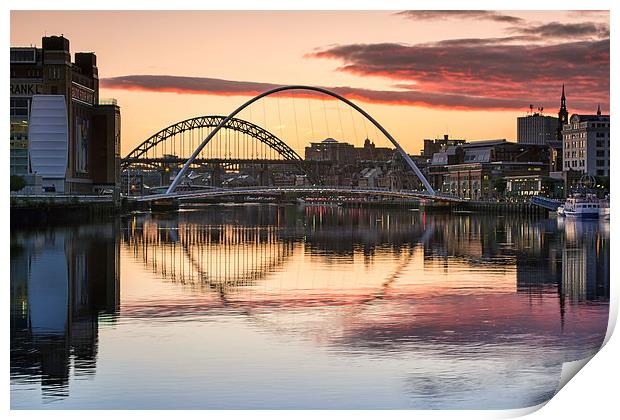 River Tyne At Newcastle Print by Ray Pritchard
