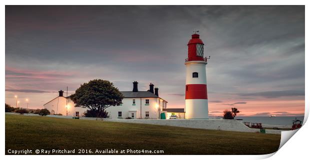 Souter Lighthouse  Print by Ray Pritchard