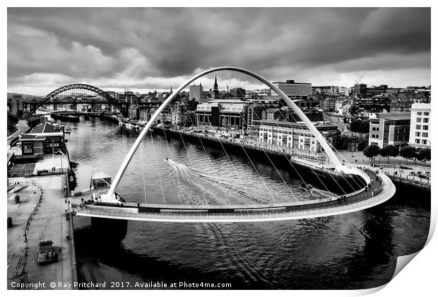 River Tyne at Newcastle Print by Ray Pritchard
