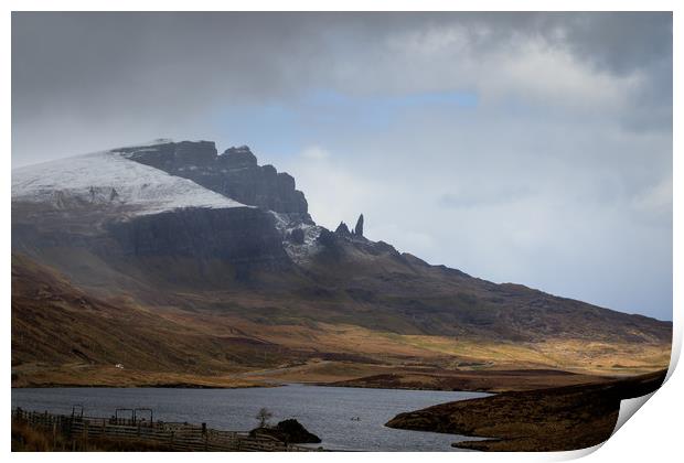 Old Man of Storr  Print by chris smith