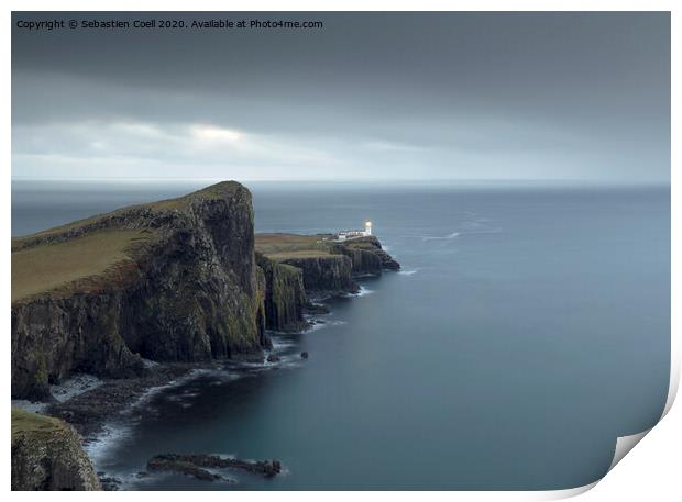 Neist point on Scotland's Isle of Skye in the Hebrides..,. Print by Sebastien Coell