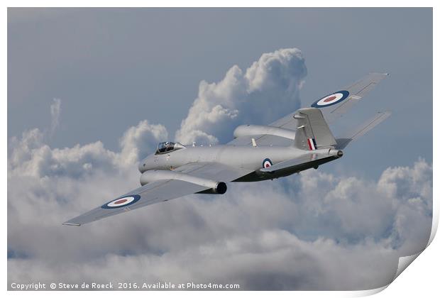 English Electric Canberra; Flying High  3/3 Print by Steve de Roeck
