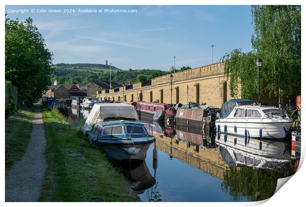 Huddersfield Broad Canal towards Aspley Print by Colin Green