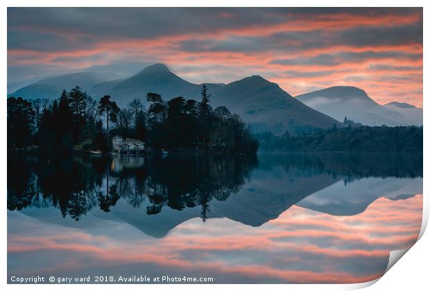 Derwent Water Sunset Print by gary ward