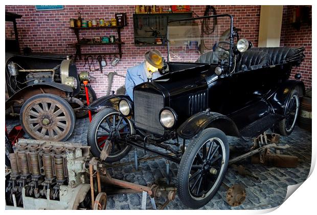 1921 Ford Model T Oldtimer in Garage Print by Arterra 