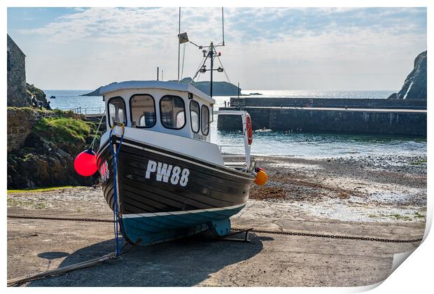 Fishing boat in old harbour at Mullion Cove in Cornwall Print by Steve Heap