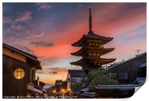 Japanese Pagoda, at sunset Print by Gary Parker