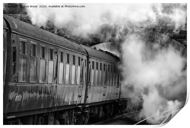 Steam train carriages Print by Sue Wood