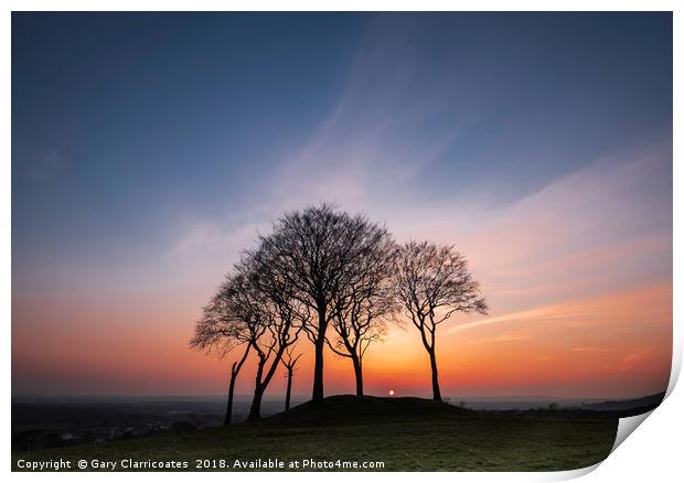 Seven Sisters sunset Print by Gary Clarricoates