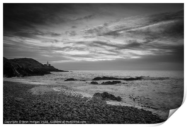 Mumbles lighthouse from Bracelet bay, black and white Print by Bryn Morgan