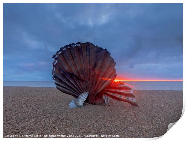 Sunrise Aldeburgh scallop sculpture Print by Graeme Taplin Landscape Photography