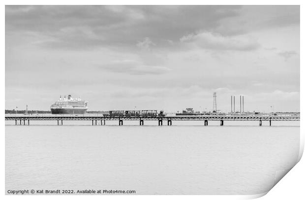 Hythe Pier, Port of Southampton  Print by KB Photo