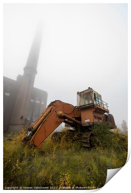 An abandoned excavator Print by Steven Dijkshoorn