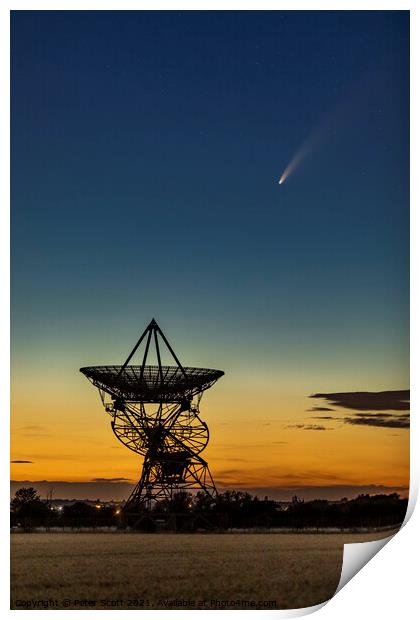 Comet Neowise falling in to satellite dish Print by Peter Scott