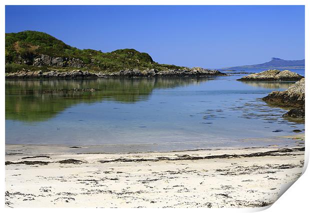 Idyllic beach, landscape, Lochaber, Scotland Print by Linda More
