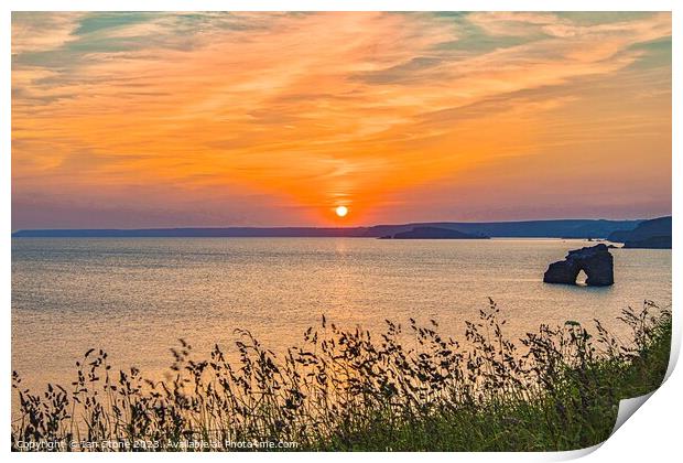 A stunning Devon sunset  Print by Ian Stone