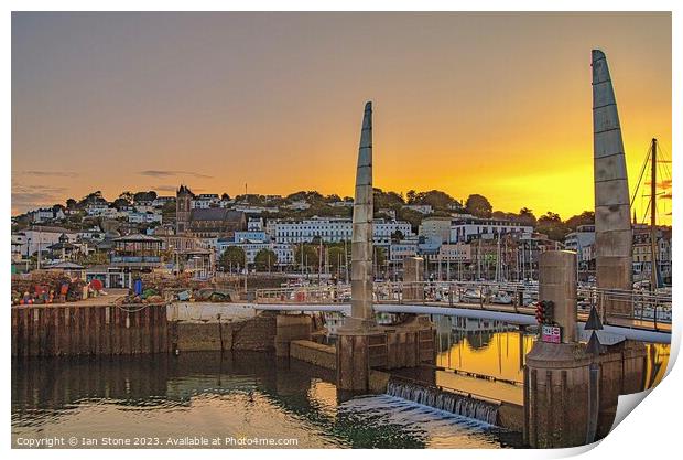 Torquay sunrise  Print by Ian Stone